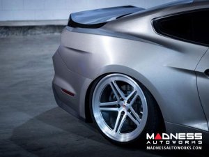 Ford Mustang Decklid w/ Integrated Spoiler  by Anderson Composites - Carbon Fiber